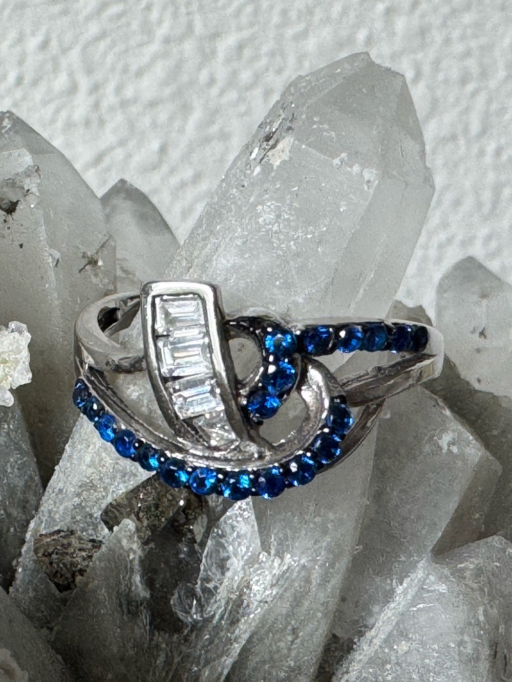 Sterling Ring - Picture 1 of 8
